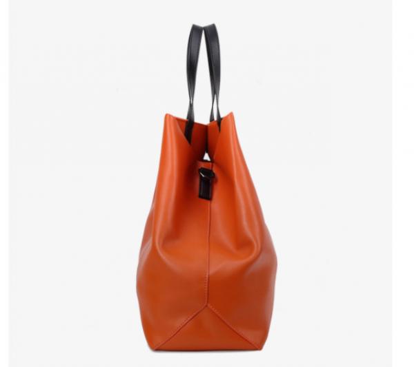 Fashionable Leather Handbag Shoulder Bag
